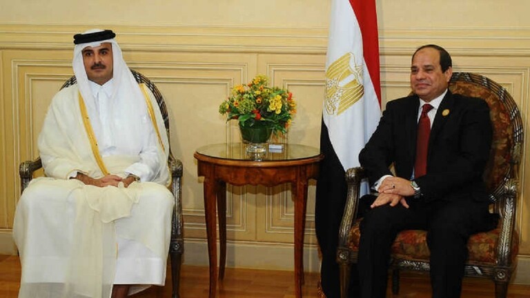 السيسي يلتقي في بغداد أمير قطر تميم بن حمد